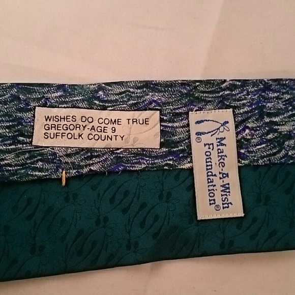 🚢🚢 Make A Wish Foundation Tie 🚢🚢 - Picture 2 of 3